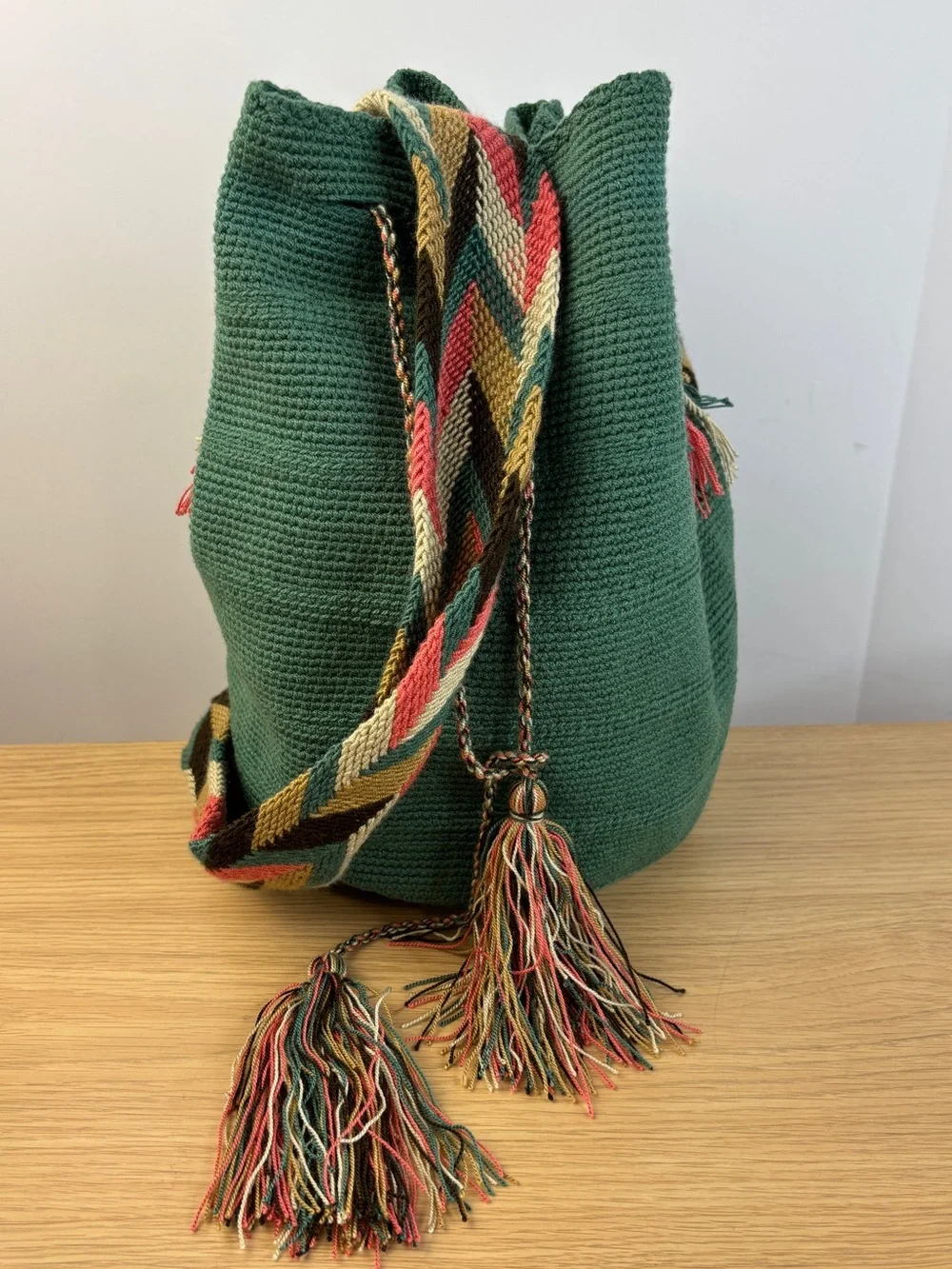 Wayuu Mochila Green Woven‎ Bucket Bag with Multicolor Strap & Tassels